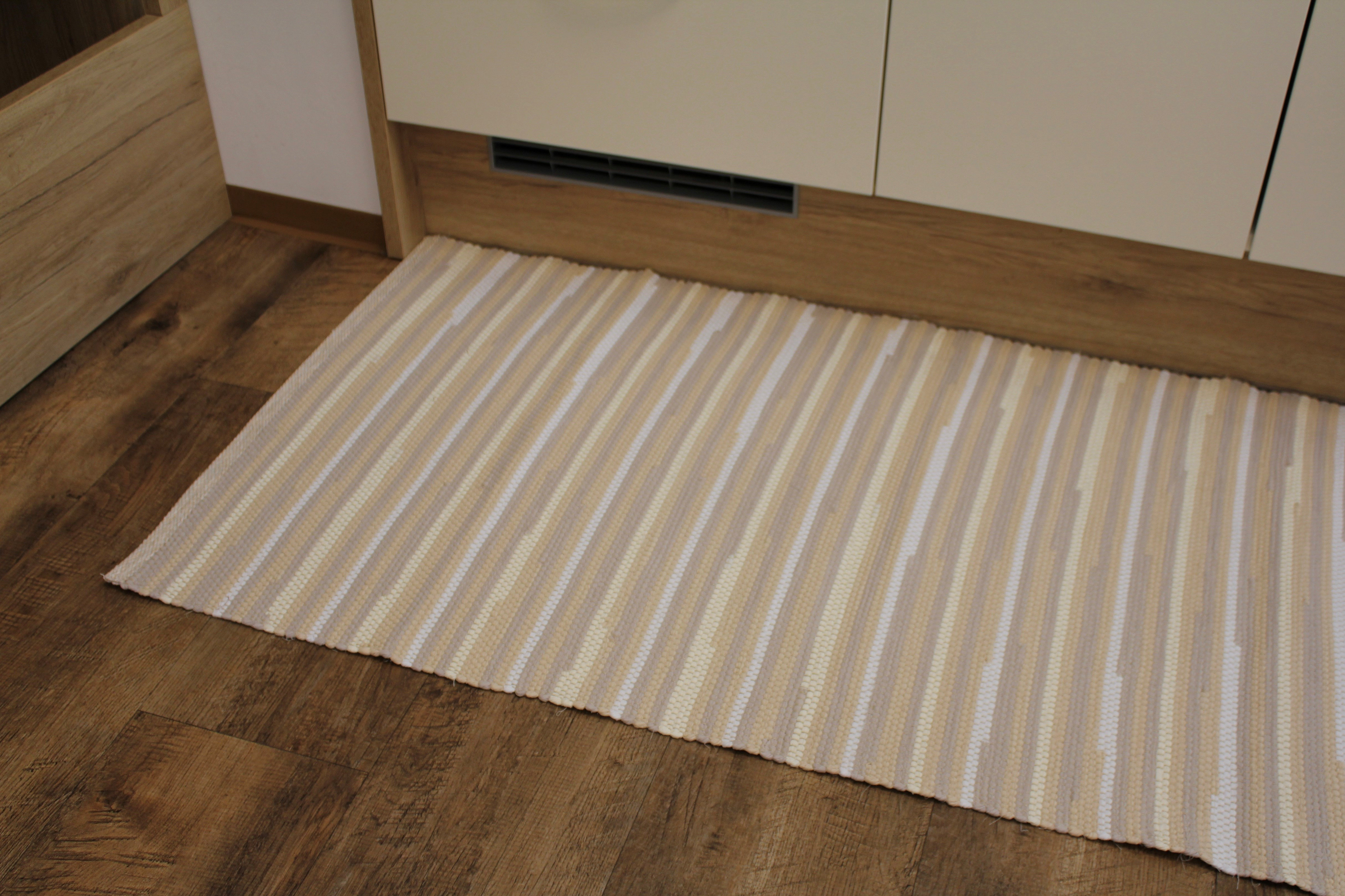 AKTION - Fleckerlteppich Guglwald, 70x140 cm, beige mit Saum