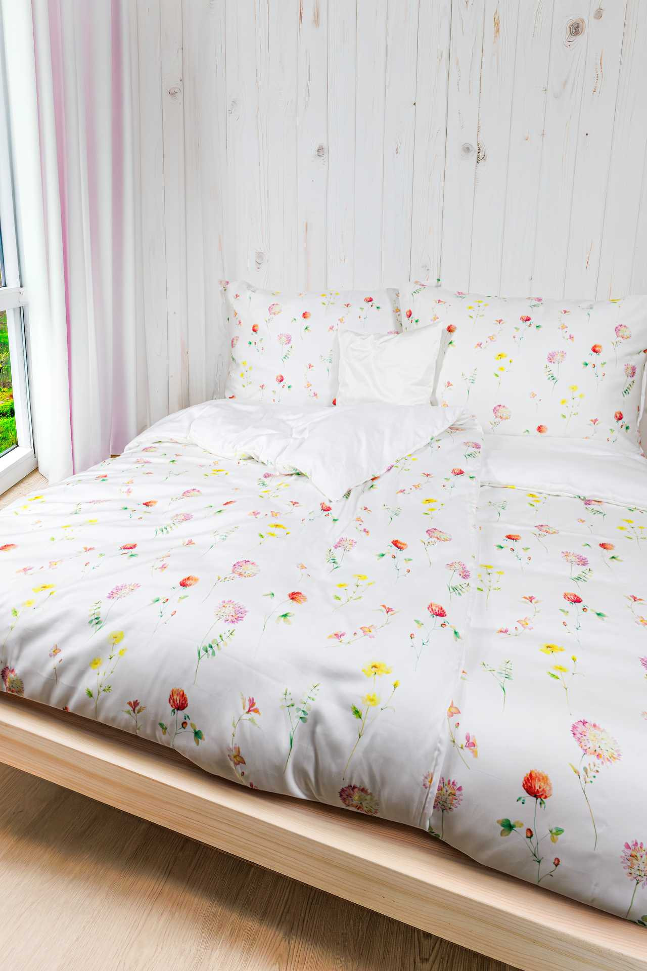 Luxury Wende- Bettwäsche "Wildflower Joy"